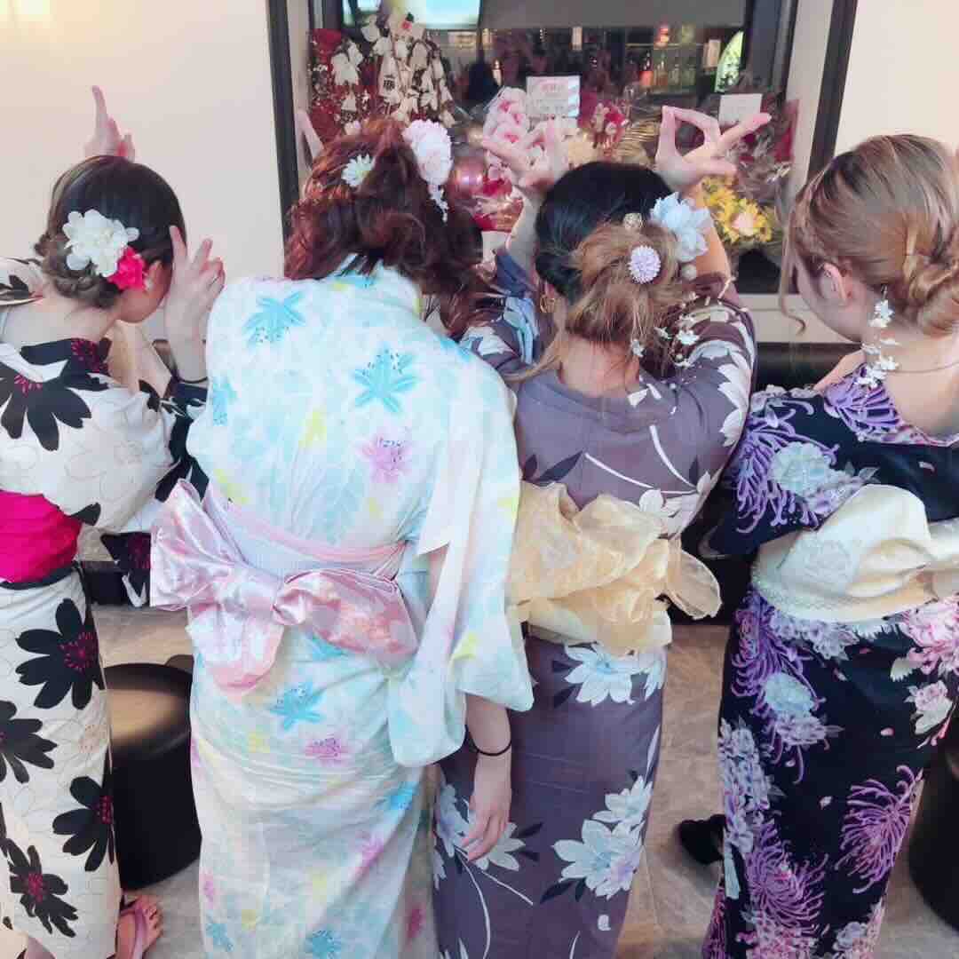 スナックBloomの店内写真 3