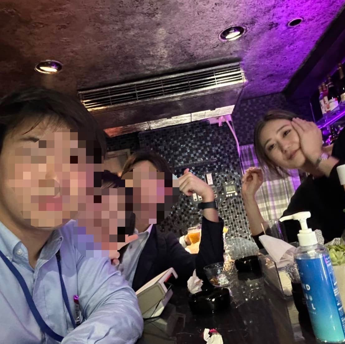 bar ZAZAの店内写真 5
